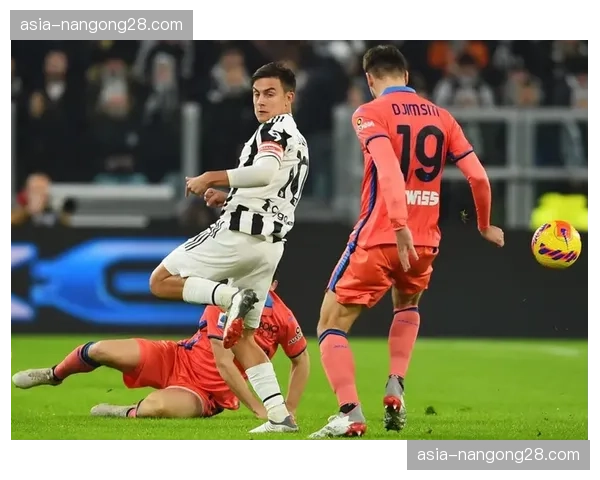 战术板:尤文图斯对阵罗马,阿莱格里如何应对迪巴拉的回撤接应 战术板:尤文图斯对阵罗马,阿莱格里如何应对迪巴拉的回撤接应